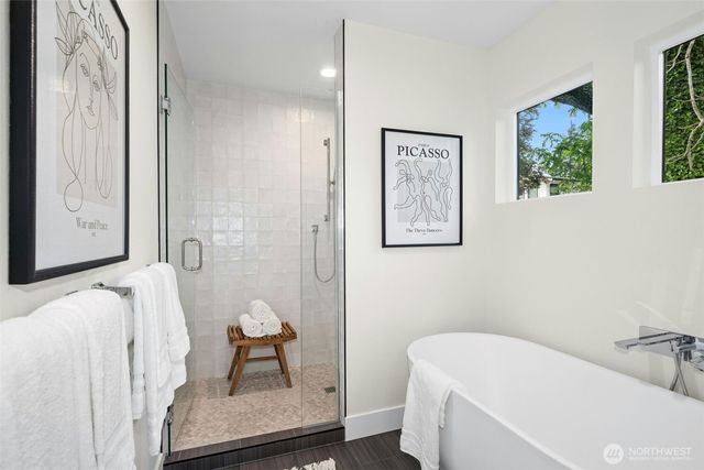 636 11th Avenue, Kirkland, WA 98033