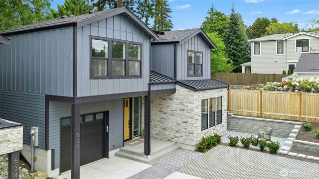 636 11th Avenue, Kirkland, WA 98033