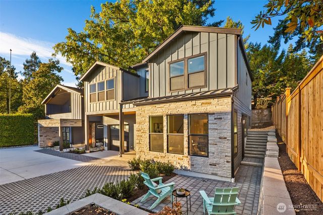 636 11th Avenue, Kirkland, WA 98033