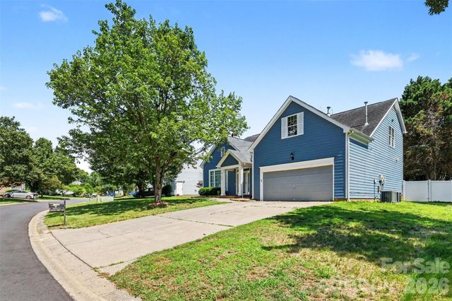 11232 Laurel View Drive, Charlotte, NC 28273