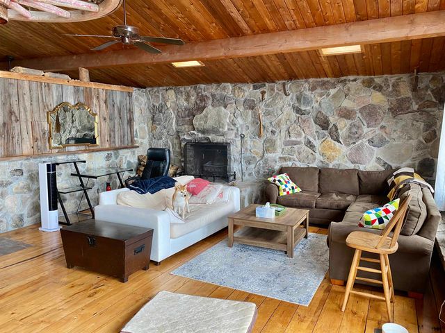 14 Macomber Point, Alburgh, VT 05440