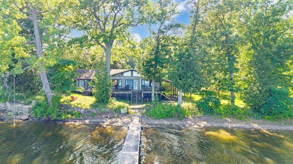 14 Macomber Point, Alburgh, VT 05440