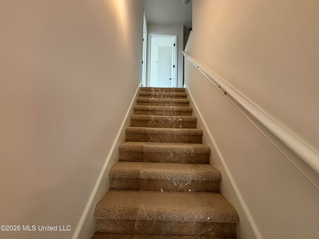 7221 Hickory Hollow Road, Walls, MS 38680
