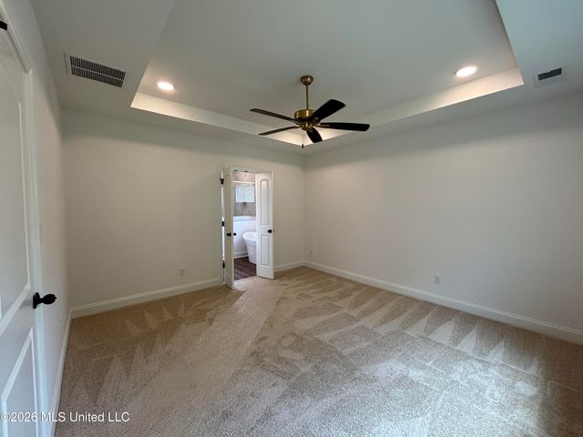 7221 Hickory Hollow Road, Walls, MS 38680