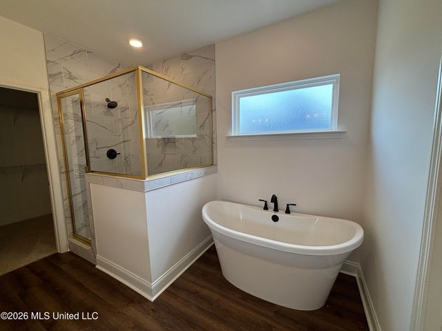 7221 Hickory Hollow Road, Walls, MS 38680