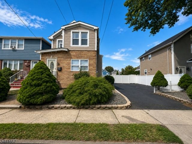 408 Forest St, Kearny Town, NJ 07032