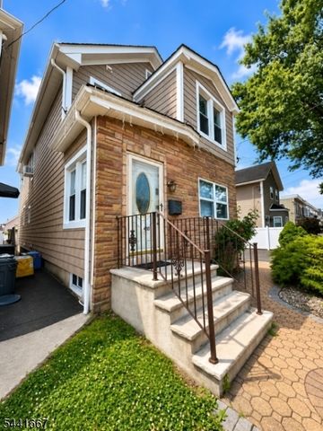 408 Forest St, Kearny Town, NJ 07032