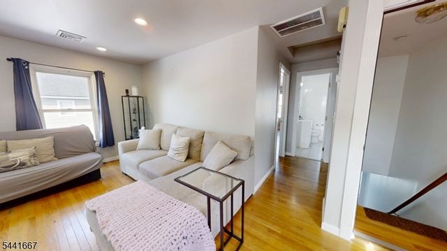 408 Forest St, Kearny Town, NJ 07032