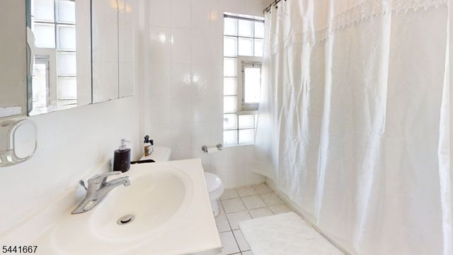 408 Forest St, Kearny Town, NJ 07032