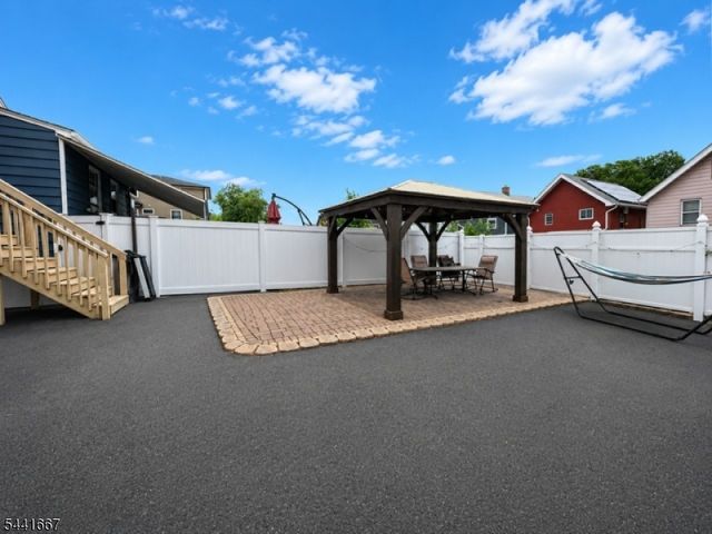 408 Forest St, Kearny Town, NJ 07032