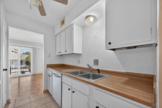 8071 Meadow Road 219, Dallas, TX 75231
