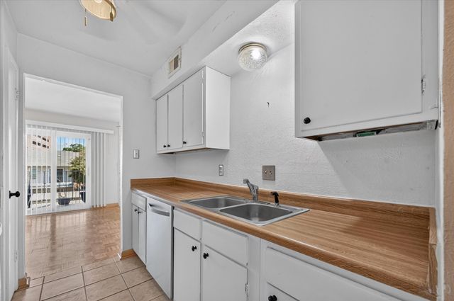8071 Meadow Road 219, Dallas, TX 75231