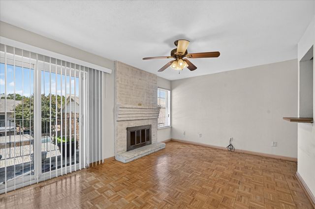 8071 Meadow Road 219, Dallas, TX 75231