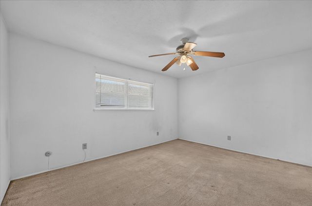 8071 Meadow Road 219, Dallas, TX 75231