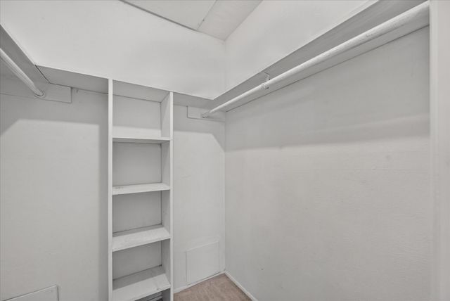 8071 Meadow Road 219, Dallas, TX 75231
