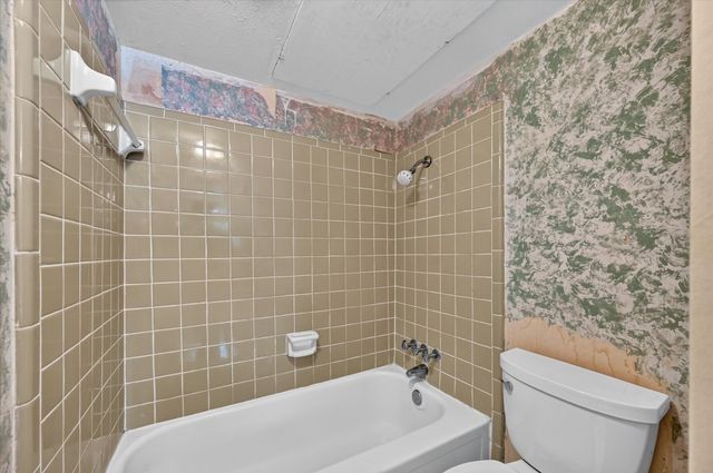 8071 Meadow Road 219, Dallas, TX 75231
