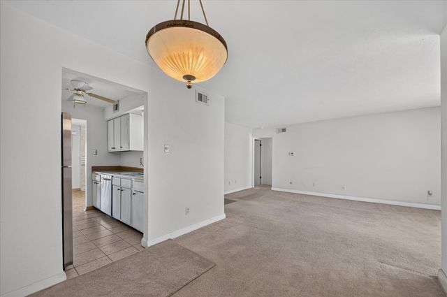 8071 Meadow Road 219, Dallas, TX 75231