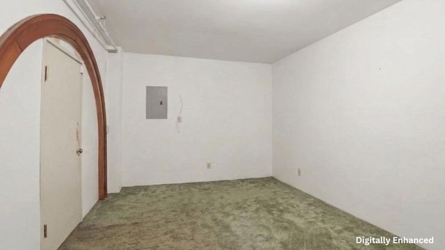 235 State St 502, Springfield, MA 01103