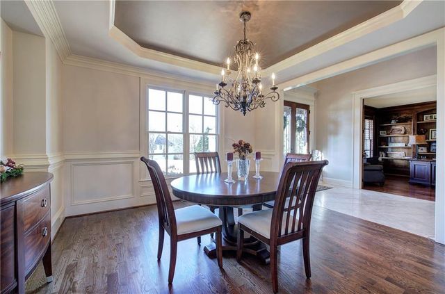 601 Shelter Cove, Canton, GA 30114