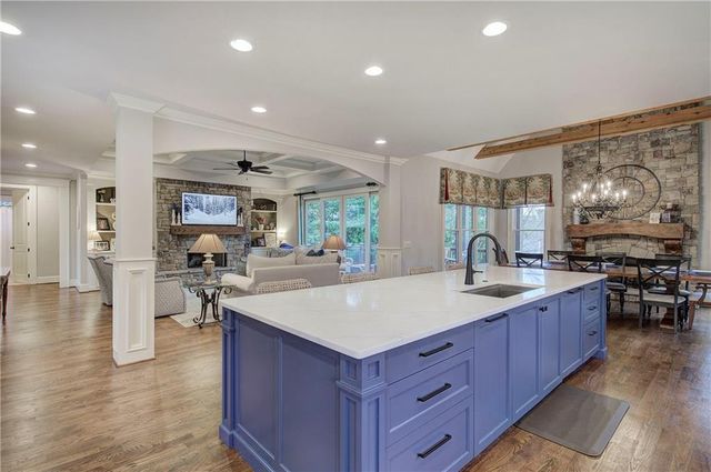 601 Shelter Cove, Canton, GA 30114