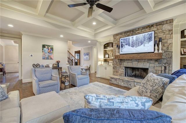 601 Shelter Cove, Canton, GA 30114