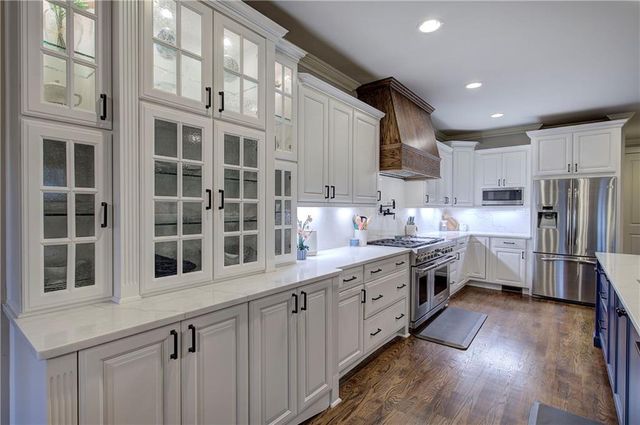 601 Shelter Cove, Canton, GA 30114