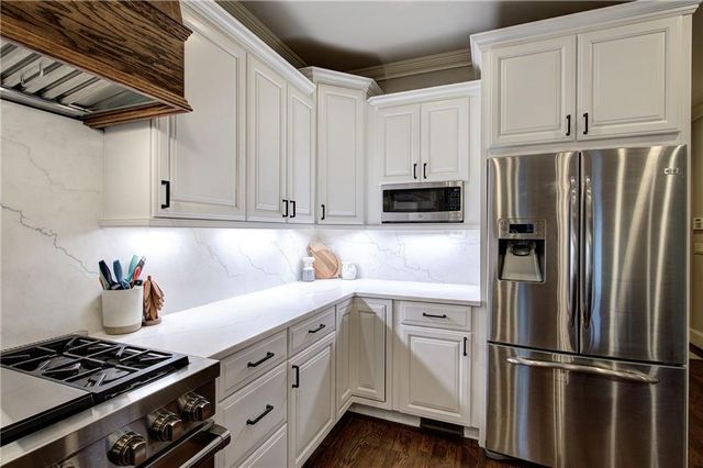 601 Shelter Cove, Canton, GA 30114