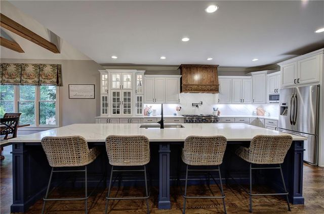 601 Shelter Cove, Canton, GA 30114