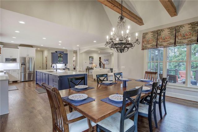 601 Shelter Cove, Canton, GA 30114