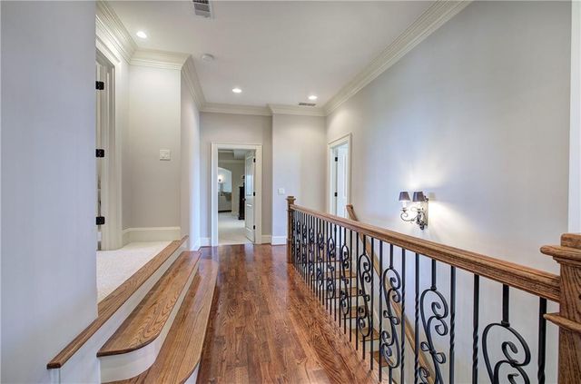 601 Shelter Cove, Canton, GA 30114