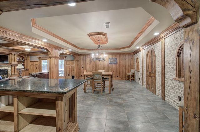 601 Shelter Cove, Canton, GA 30114