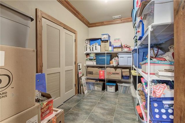 601 Shelter Cove, Canton, GA 30114