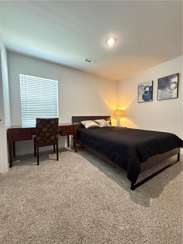 301 NW Granny Smith Street, Gentry, AR 72734