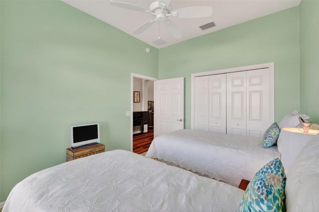 1932 QUAILEY COURT, The Villages, FL 32163