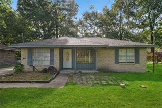 24303 W Oak Drive, Porter, TX 77365