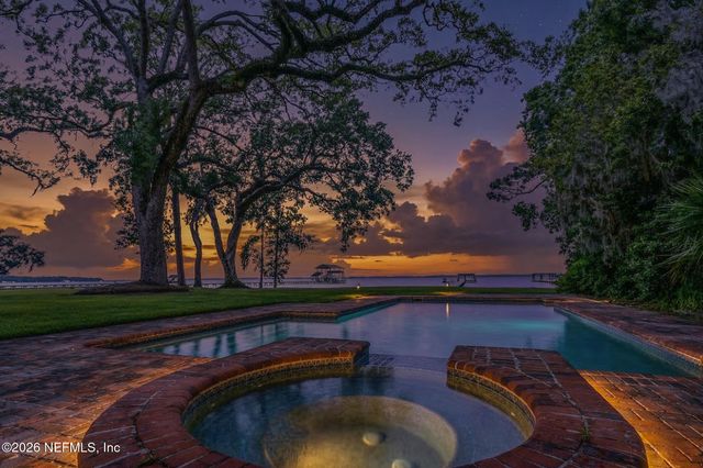 11062 RIVERPORT Drive W, Jacksonville, FL 32223