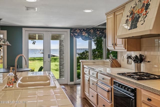 11062 RIVERPORT Drive W, Jacksonville, FL 32223