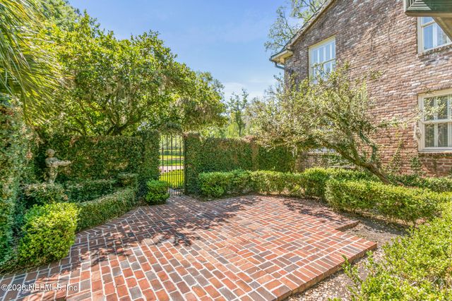 11062 RIVERPORT Drive W, Jacksonville, FL 32223