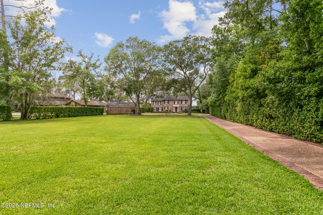 11062 RIVERPORT Drive W, Jacksonville, FL 32223