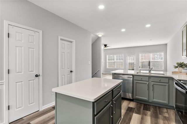 2100 Tidal Cove, Lawrenceville, GA 30043