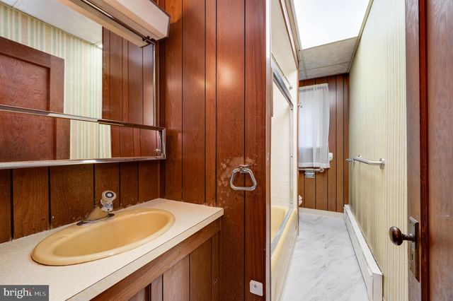 1814-1820 W CEDAR ST, Allentown, PA 18104