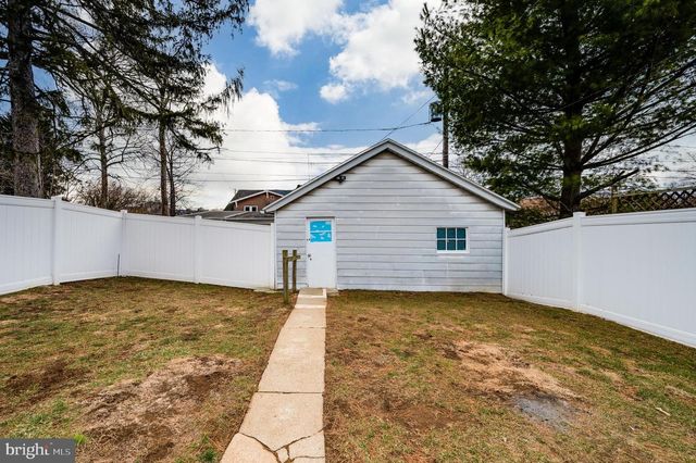 1814-1820 W CEDAR ST, Allentown, PA 18104