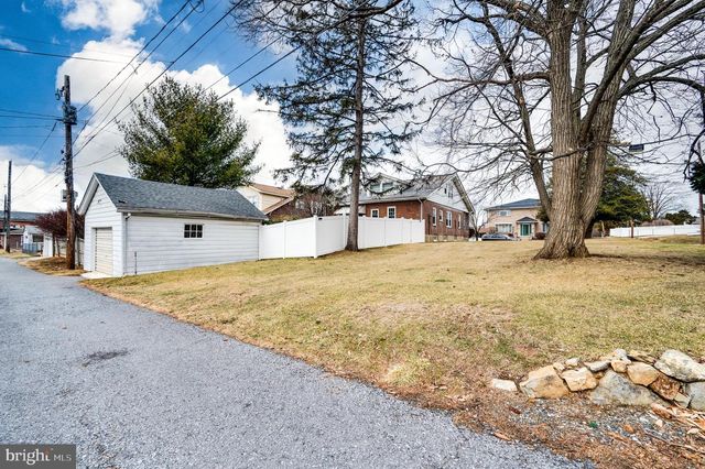 1814-1820 W CEDAR ST, Allentown, PA 18104