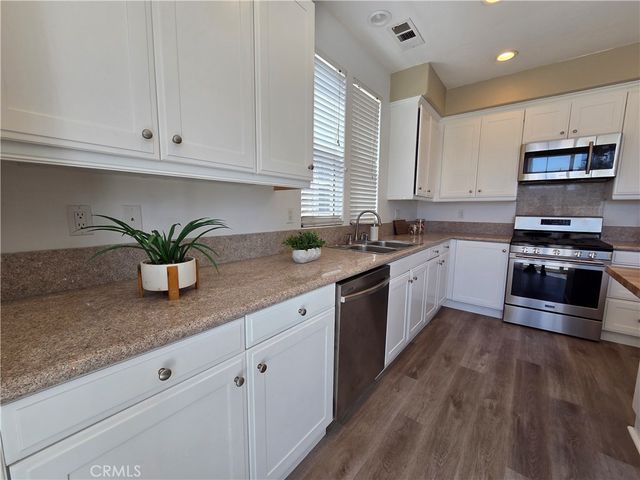 20329 Red Poppy, Riverside, CA 92508