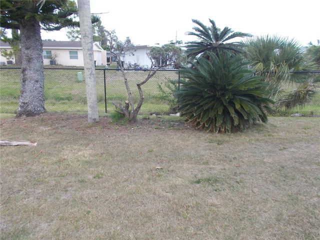 5580 HOLIDAY PARK BOULEVARD, North Port, FL 34287