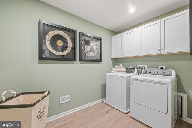 11 TULLOW HILL DR, Kennett Square, PA 19348