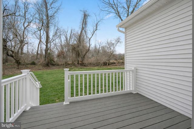 11 TULLOW HILL DR, Kennett Square, PA 19348