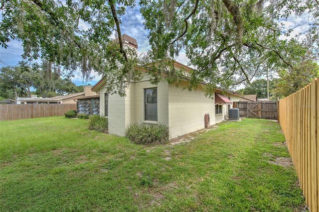 2315 SOUTHERN LITES AVENUE, Lutz, FL 33549