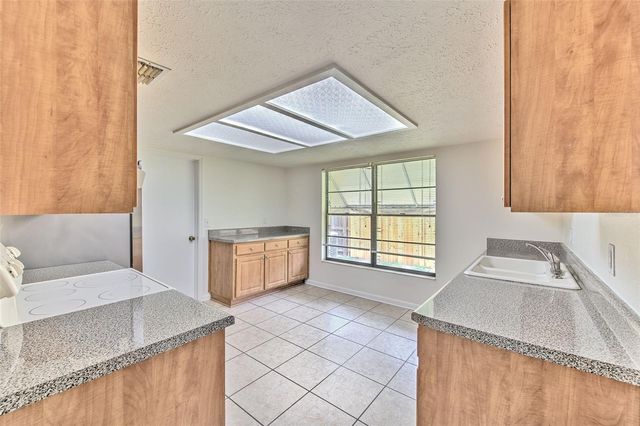 2315 SOUTHERN LITES AVENUE, Lutz, FL 33549