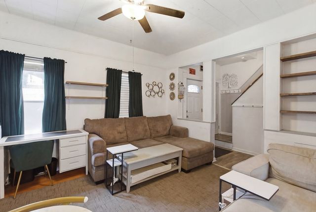 33 Pearl St, Fitchburg, MA 01420